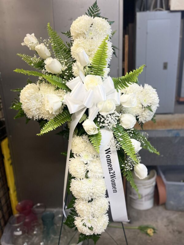 Cross Standing Spray